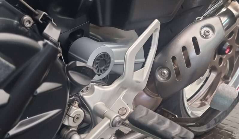 BMW F800GT full